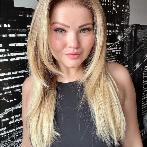 Blonde Hairvivi wig Allie - Picture 2 of 9